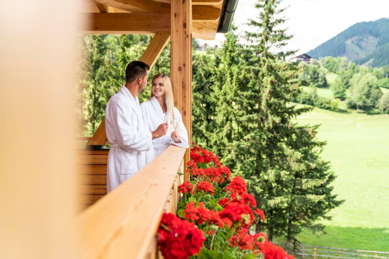 Hotel Trattlerhof Bad Kleinkirchheim Esterno foto